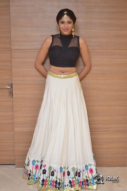 -Roshni-Prakash-At-Sapthagiri-Express-Movie-50days-Celebrations